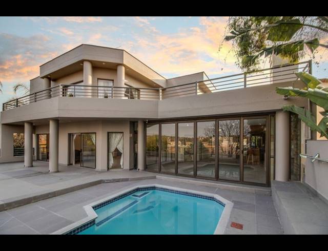 4 BEDROOM HOUSE FOR SALE IN DAINFERN GOLF ESTATE